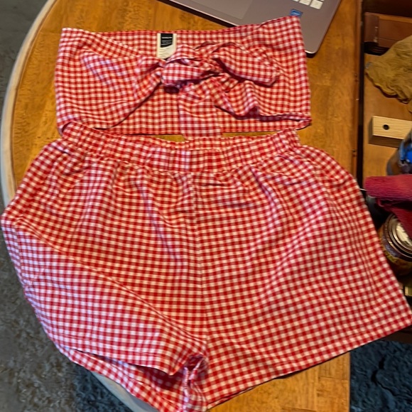 SHEIN Pants - NWOT adorable matching set from SHEIN